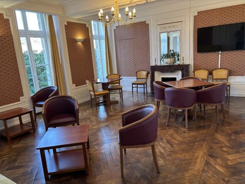 Château du Bourg Bed and Breakfast in Normandy