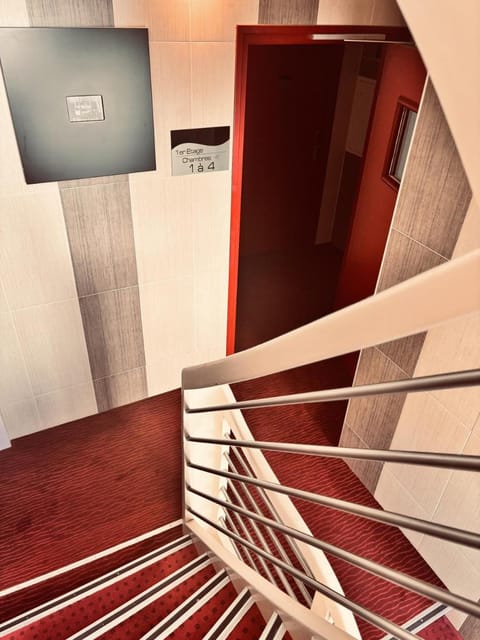 Logis Hotel Saint Martin Hotel in Orléans