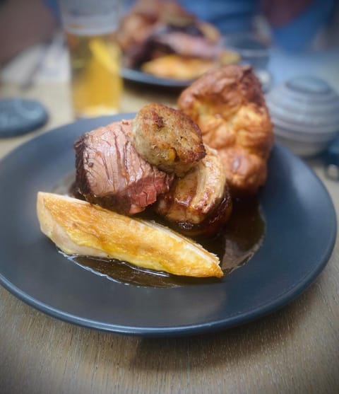 Harpur's of Melbourne Inn in South Derbyshire District