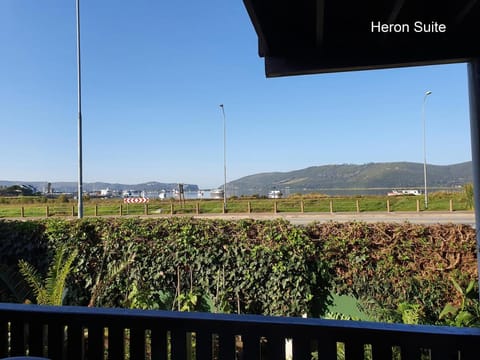 Lakeside Accommodation Bed and Breakfast in Knysna