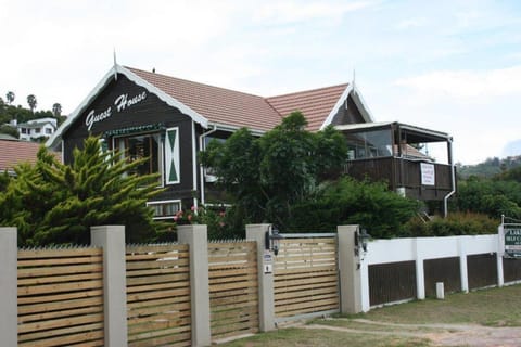 Lakeside Accommodation Bed and Breakfast in Knysna