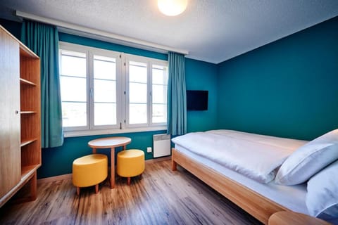 5th Floor Basic Rooms - shared bathrooms Hotel in Interlaken