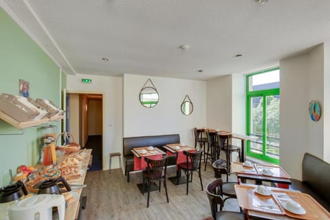 Contact Hôtel du Champ de Mars de Saint-Brieuc Hotel in Brittany