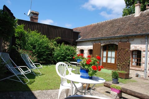 Chambres La Vallée Bed and Breakfast in Centre-Val de Loire