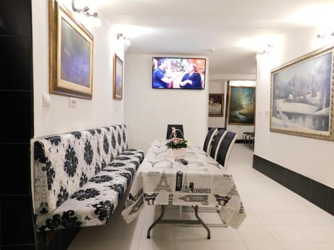 Villa Forever Hotel in Belgrade