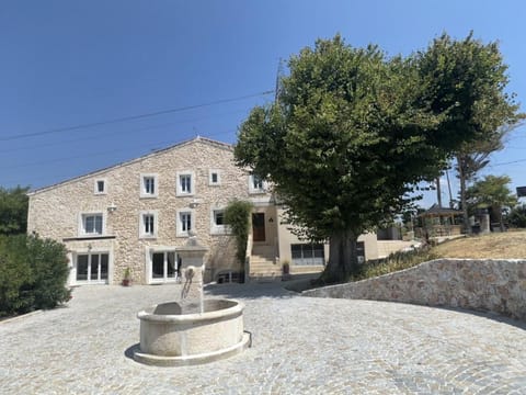 Le Moulin de Sonnailles Bed and Breakfast in Cabriès