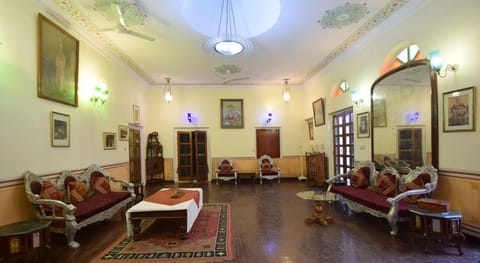 Hari Mahal Palace Hotel in Jaipur