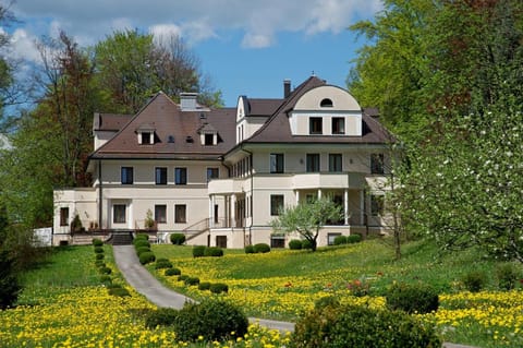 Villa Toscana Hotel in Fussen
