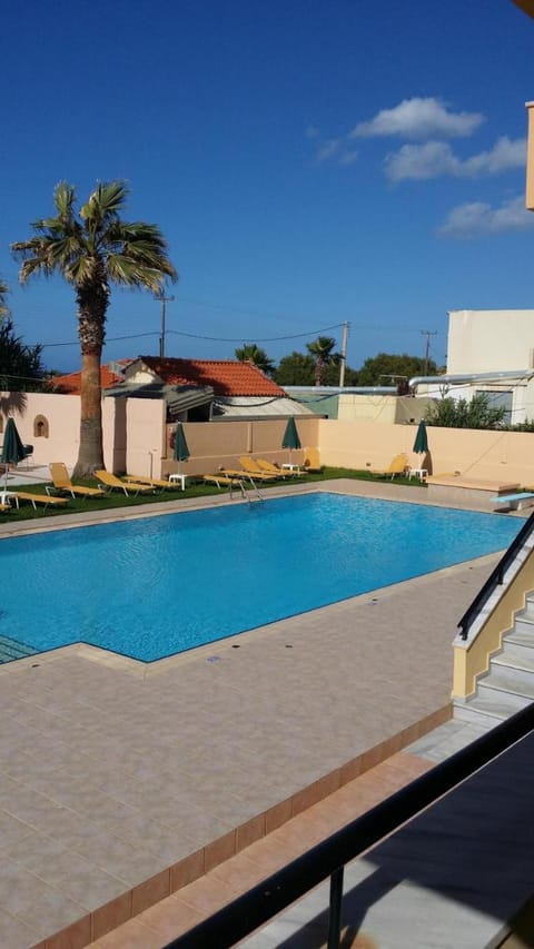 Mythos Beach Hotel Apartments Apartment hotel in Crete