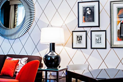 Prince de Galles, a Luxury Collection hotel, Paris Hotel in Paris