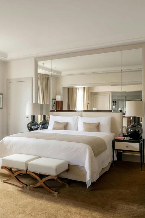 Prince de Galles, a Luxury Collection hotel, Paris Hotel in Paris