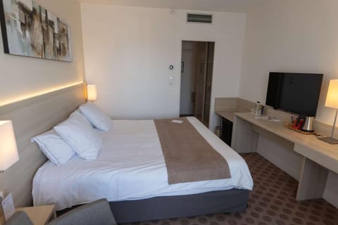 Best Western Plus Le Roof Hotel in Arradon