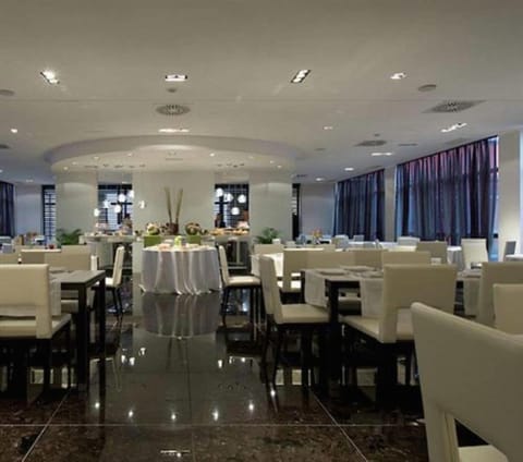 Italiana Hotels Milan Rho Fair Hotel in Rho