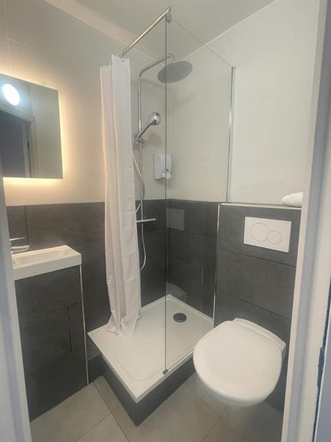 Kyriad Direct Dreux Hotel in Dreux