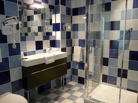 Hôtel de l'Abeille Hotel in Orléans