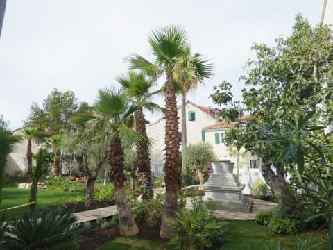 Divota Apartment Hotel Hotel in Split