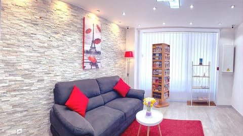 Hotel Aviatic Hotel in Paris