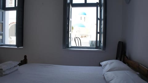 Marcos Rooms Apartment hotel in Oia