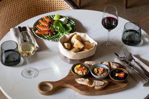 Le Parchamp, Paris Boulogne, a Tribute Portfolio Hotel Hotel in Paris