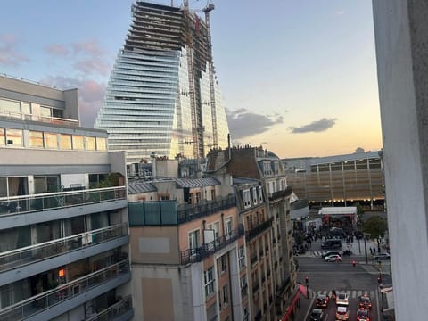 Appart Tourisme Paris Porte de Versailles Hameau Hotel in Issy-les-Moulineaux