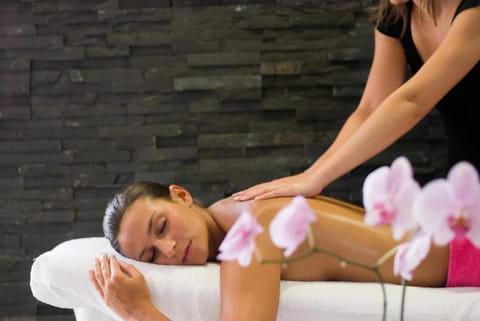 Hotel Le Nouveau Monde Hotel in St-Malo