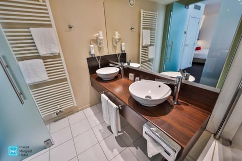 Hotel Husa De La Couronne Hotel in Liège