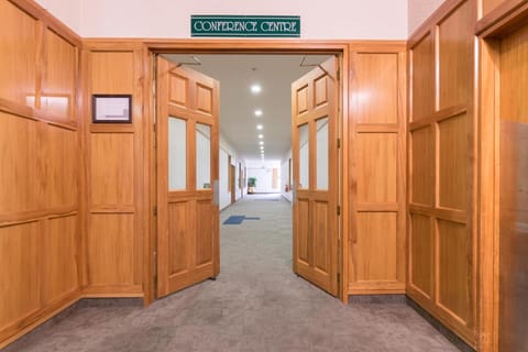 Distinction Hamilton Hotel and Conference Centre Hotel in Hamilton