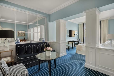 Hotel Lungarno - Lungarno Collection Hotel in Florence