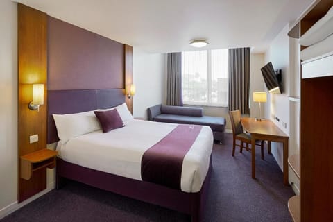 Premier Inn Coventry City Centre - Belgrade Plaza Hotel in Coventry