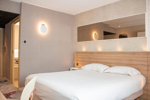 Brit Hotel Nantes Vigneux - L'Atlantel Hotel in Brittany