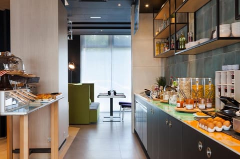 Novotel Tours Centre Gare Hotel in Tours