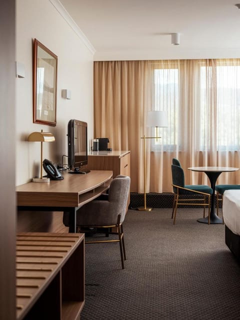 Lenna Of Hobart Hotel in Hobart