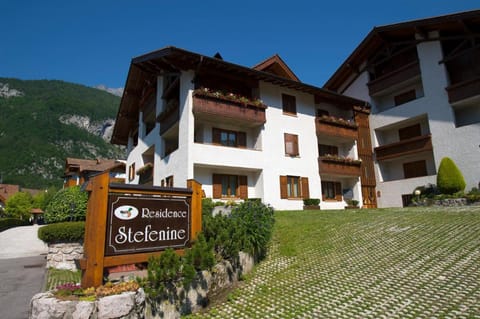 Residence Stefenine Apartment hotel in Molveno