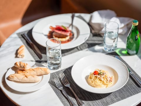 The Paragon Hotel Santa Fe by Accor Hotel in Mexico City