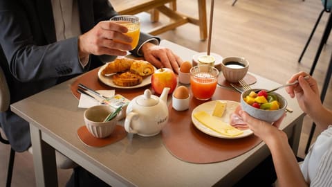 Kyriad Vernon Saint Marcel Hotel in Vernon