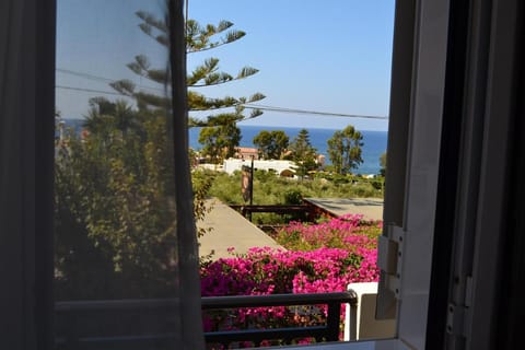 Kastro Apartments Apartment in Panormos in Rethymno