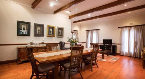 The Country Guesthouse Hotel in Cape Town