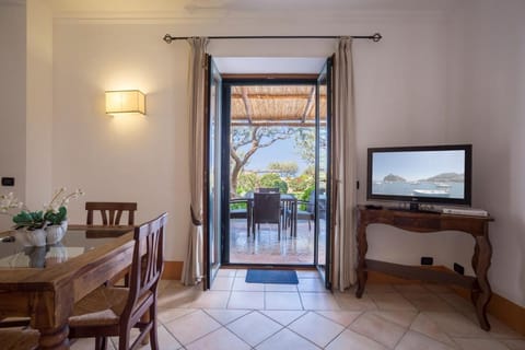 Tenuta Del Poggio Antico Hotel in Forio