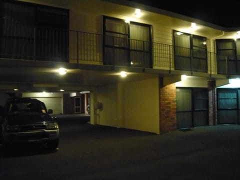 Ulster Lodge Motel Motel in Hamilton