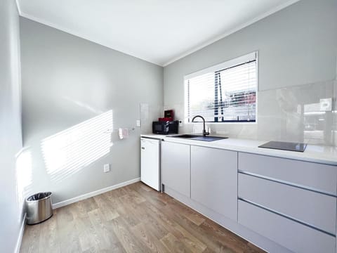 Camelot On Ulster Motel in Hamilton