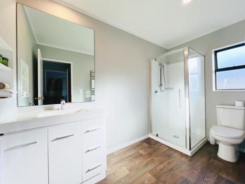 Camelot On Ulster Motel in Hamilton