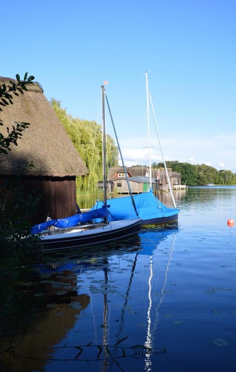 Müritz-Strandhotel Hotel in Röbel