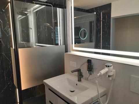 Müritz-Strandhotel Hotel in Röbel