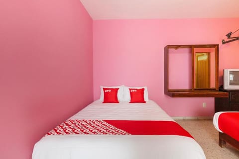 OYO Hotel Emperador Hotel in Oaxaca