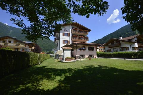 Hotel Villa Fosine Hotel in Pinzolo