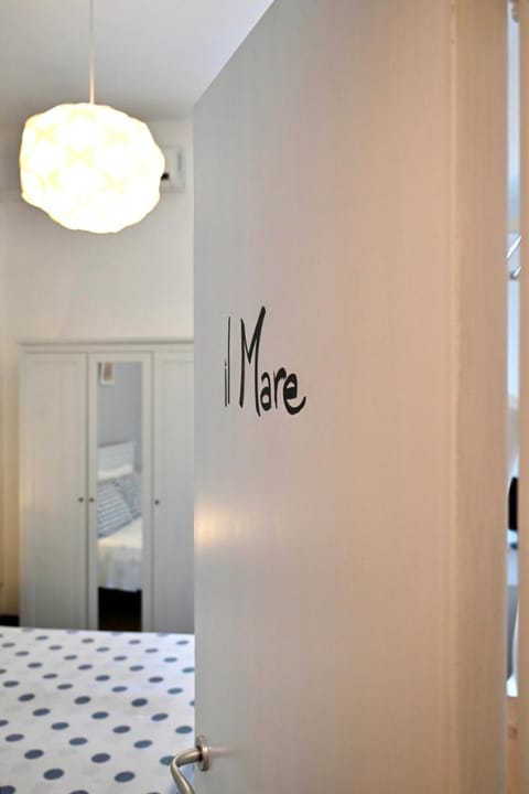 Matinee Rooms Bed and Breakfast in Mattinata