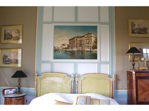 Château d'Hodebert Bed and Breakfast in Centre-Val de Loire