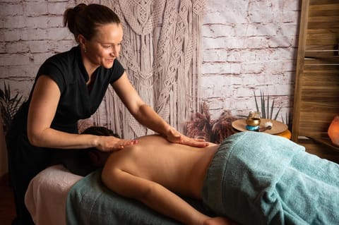 Hotel le Cinq Hyper - Centre Hotel in Chambery