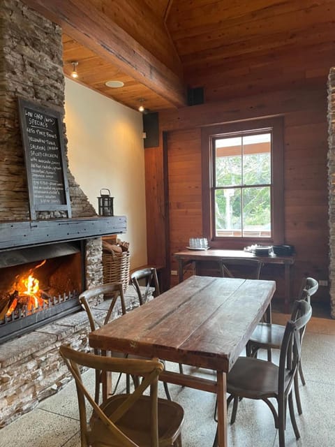 Bridgehouse Lodge Lodge in Auckland Region