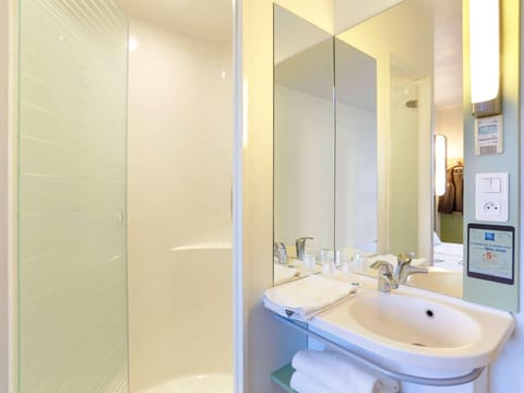 First Inn Hotel Hotel in Apt